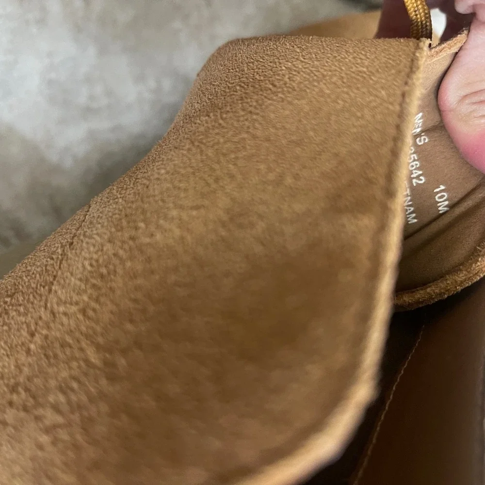 Cole Haan Zerogrand Tan Suede Chukka Desert Boots Mens Shoes C23251 Sz 10M EUC